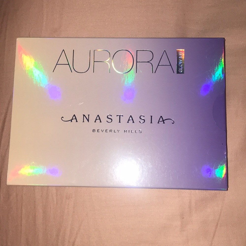 Anastasia Aurora Glow Kit